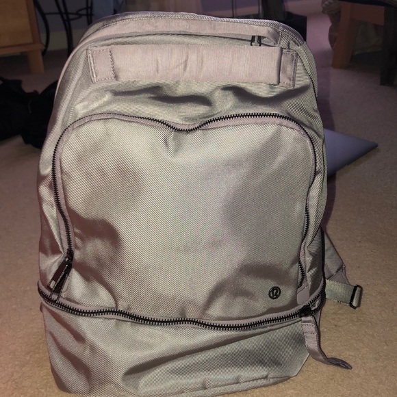 lululemon reflective backpack